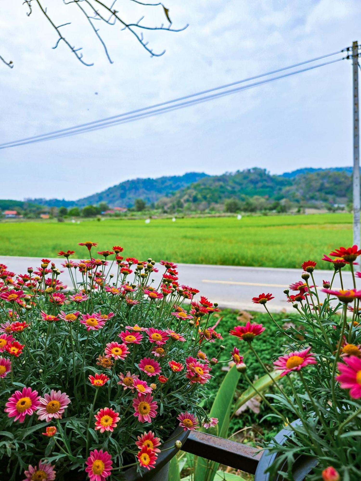 Hotel Baan Sin Suk Chiang Rai Zewnętrze zdjęcie